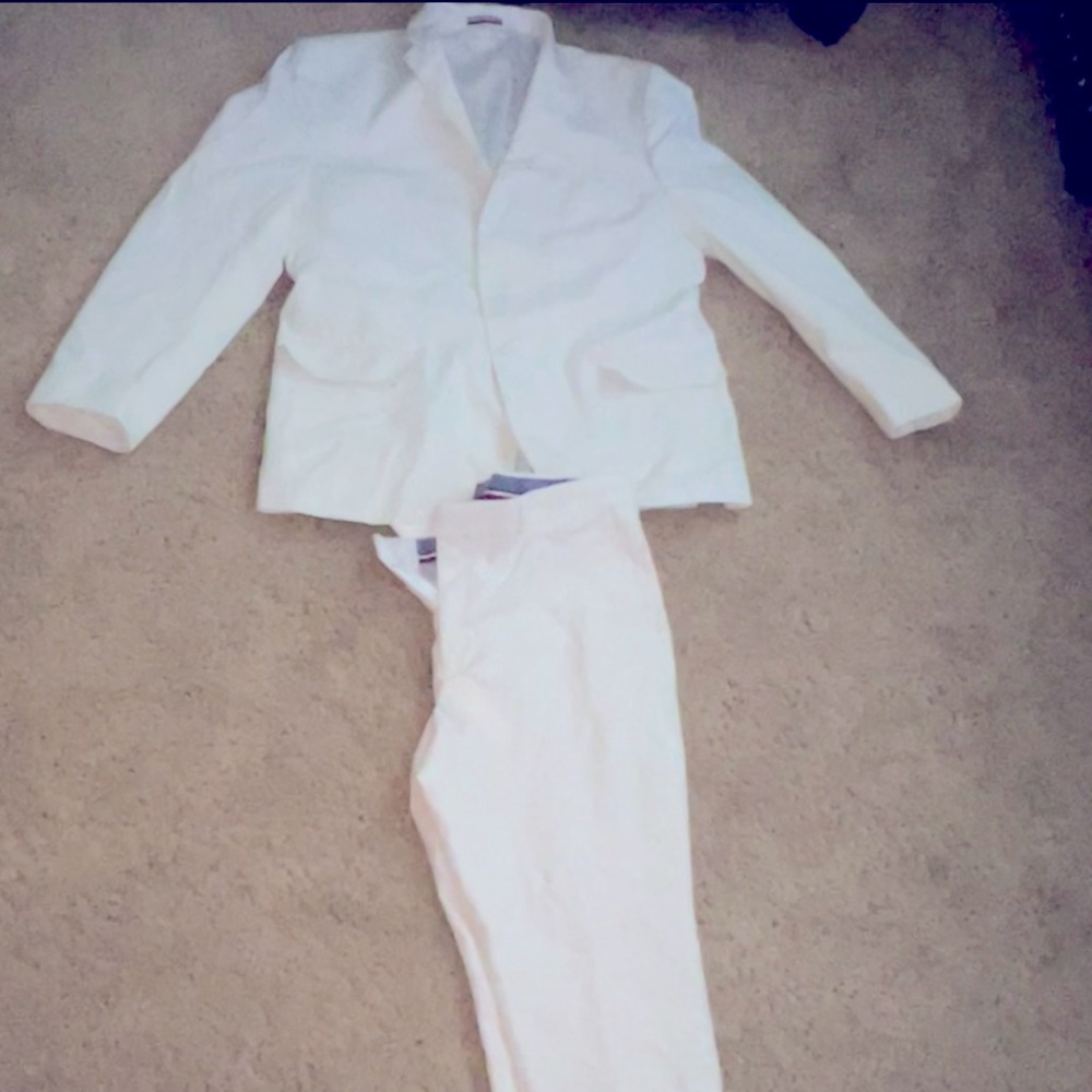 Tommy Hilfiger suit